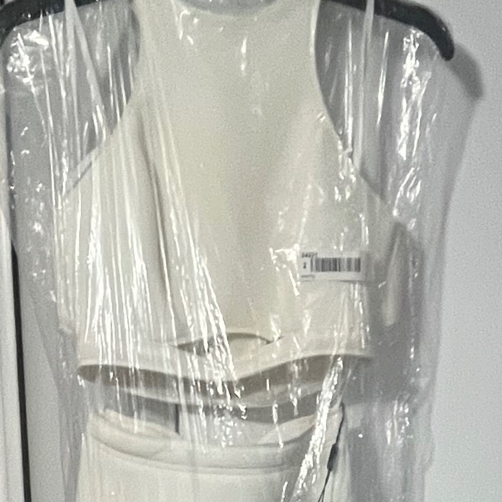 La femme size 2